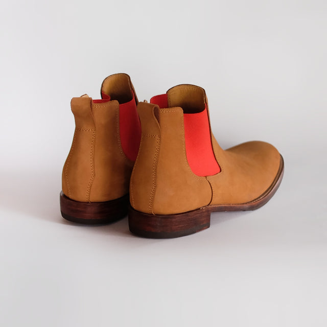 Chelsea - Natural Nubuck Red Elastic