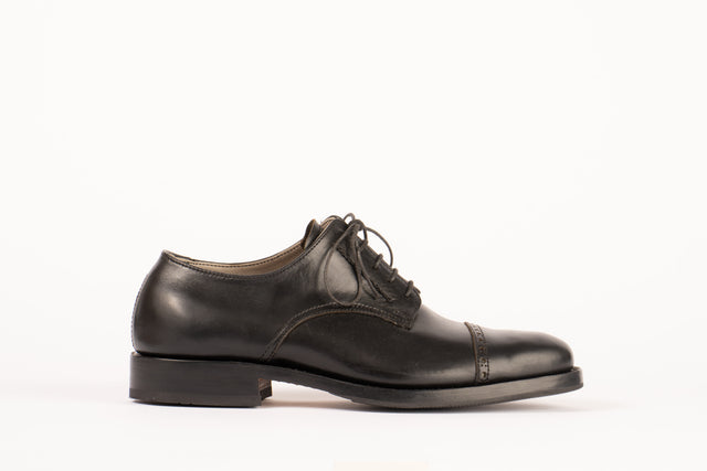 Derby Shoe - Cap Toe Black Chromexcel