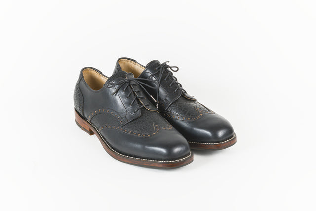 Derby Shoe - Wingtip with Brogue - Black Bison and Chromexcel